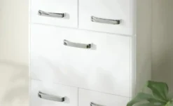 Bad-Wandschrank Lienz
