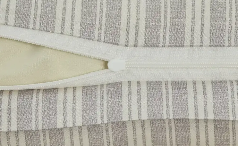 Como Green Satin Wende-Bettwäsche Calm Stripes