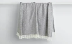 como Jacquard Plaid Zick Zack