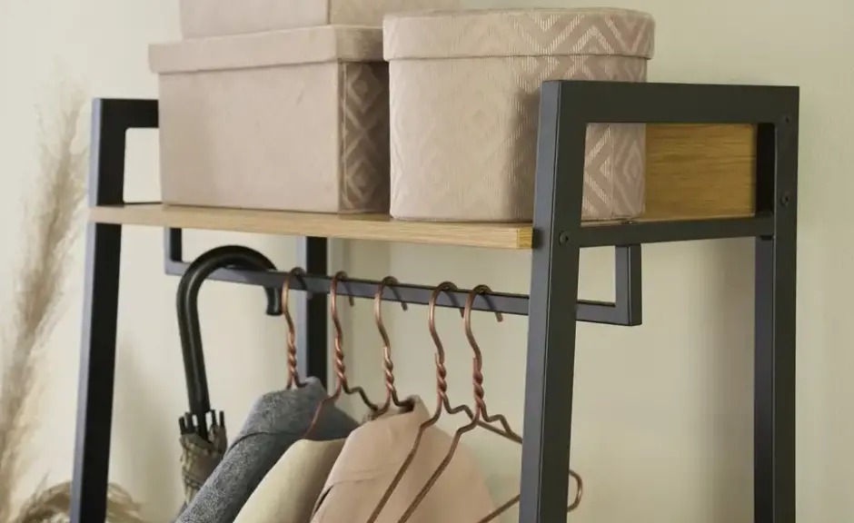Garderobe Chone