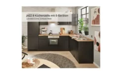 Küchenzeile mit E-Geräten