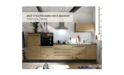 Küchenzeile mit E-Geräten