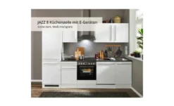 Küchenzeile mit E-Geräten