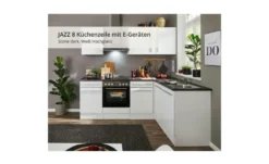 Küchenzeile mit E-Geräten