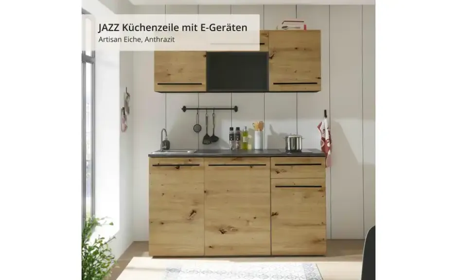 Küchenzeile mit E-Geräten