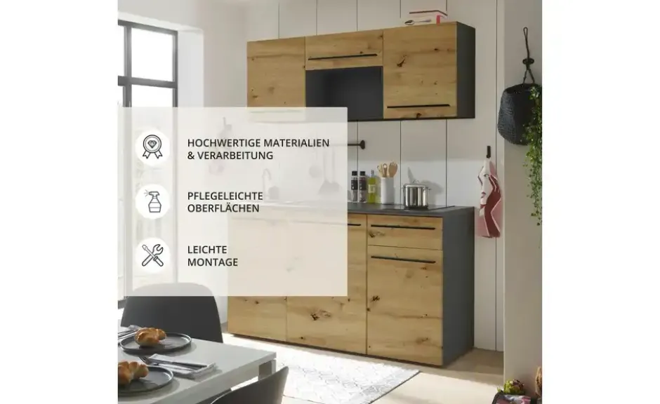 Küchenzeile mit E-Geräten
