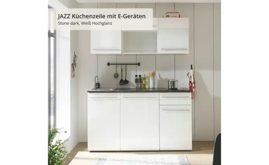 Küchenzeile mit E-Geräten