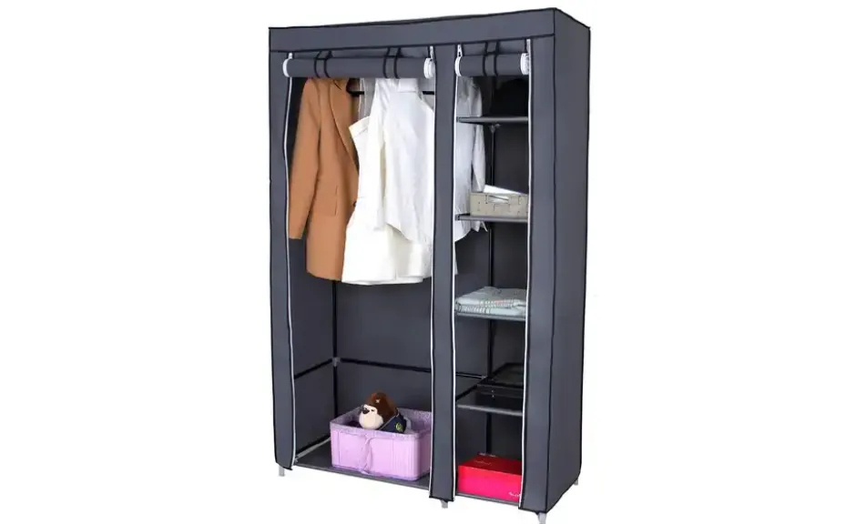 Kleiderschrank