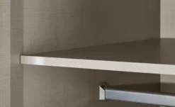 Kleiderschrank Case