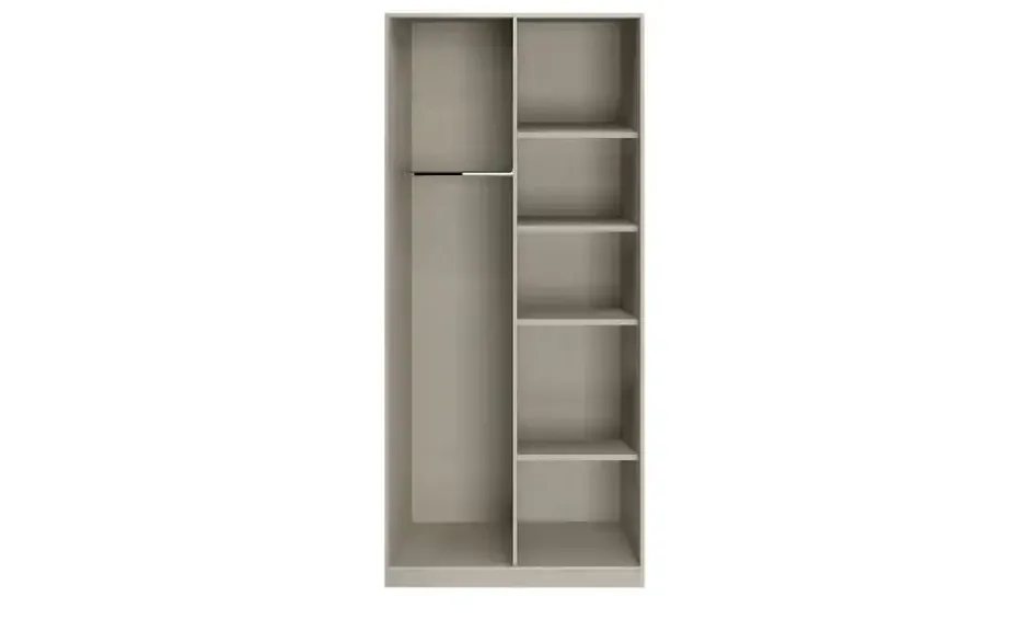 Kleiderschrank Case