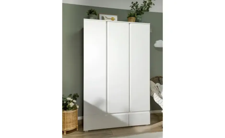 Kleiderschrank Image