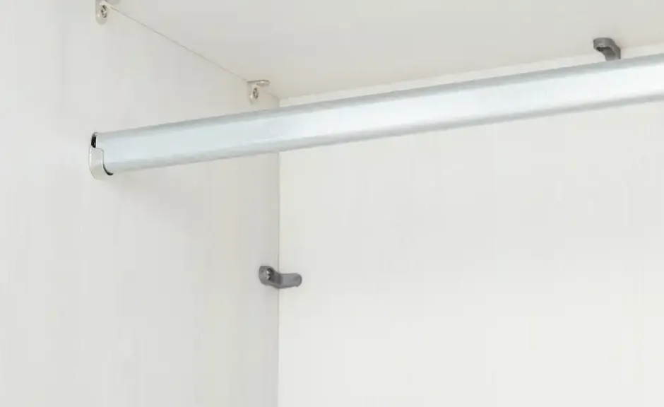 Kleiderschrank Luca