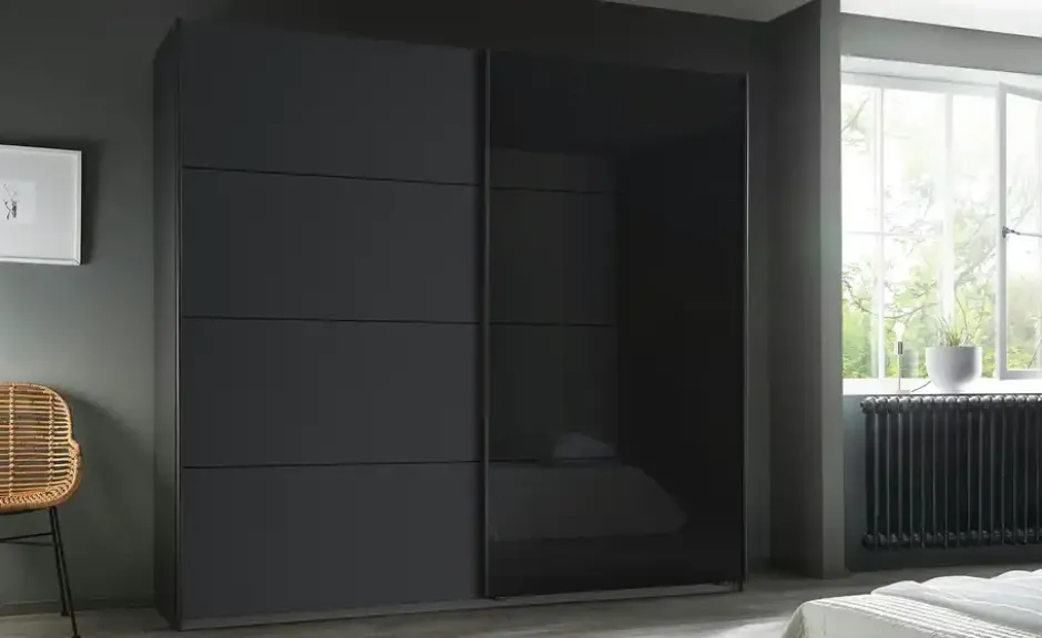 Schwebetürenschrank Quadra