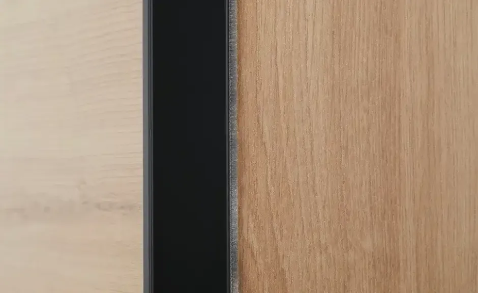 Schwebetürenschrank Solid
