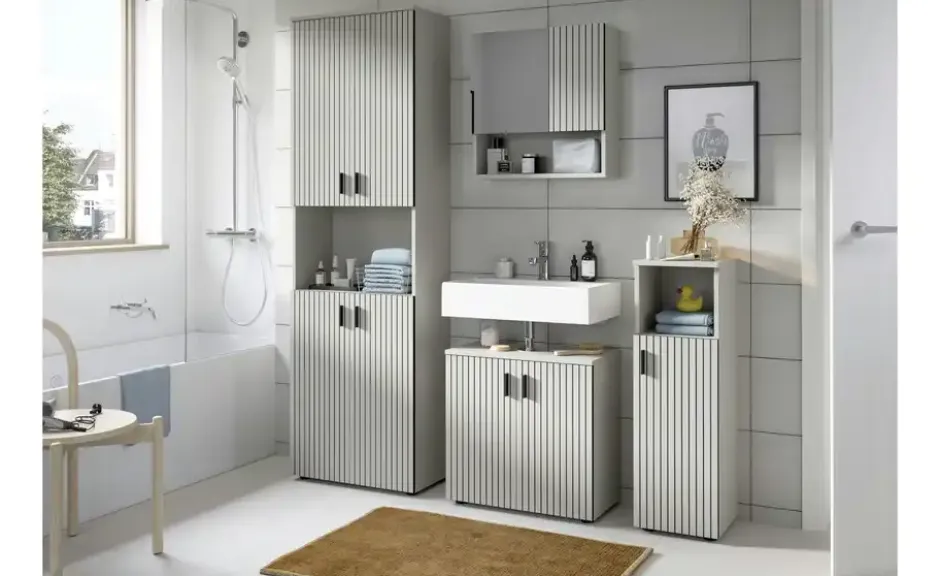 Spiegelschrank