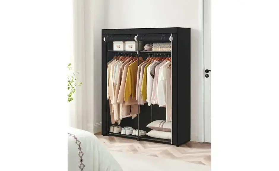 Stoffschrank