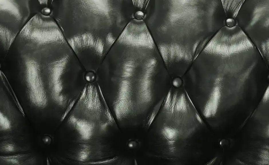 uno Ledersessel Chesterfield