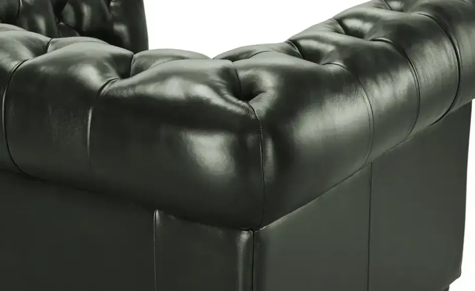 uno Ledersessel Chesterfield