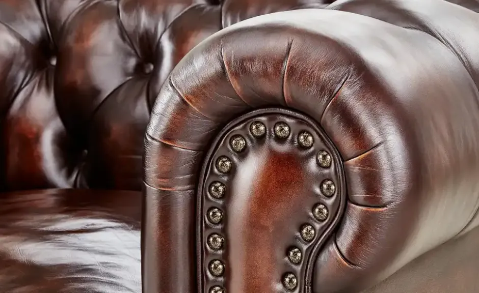 uno Ledersofa Chesterfield